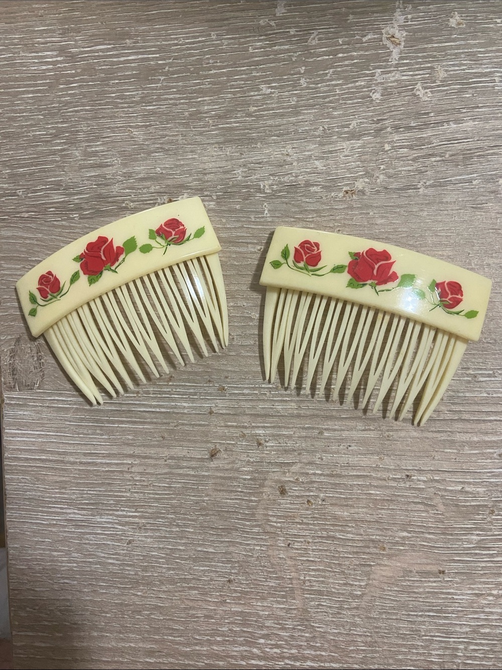 Vintage Red Rose Plastic Hair Combs - Pair